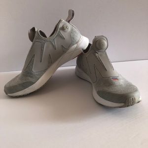 REEBOK Pump Supreme Hoodie slip-on runners EUC